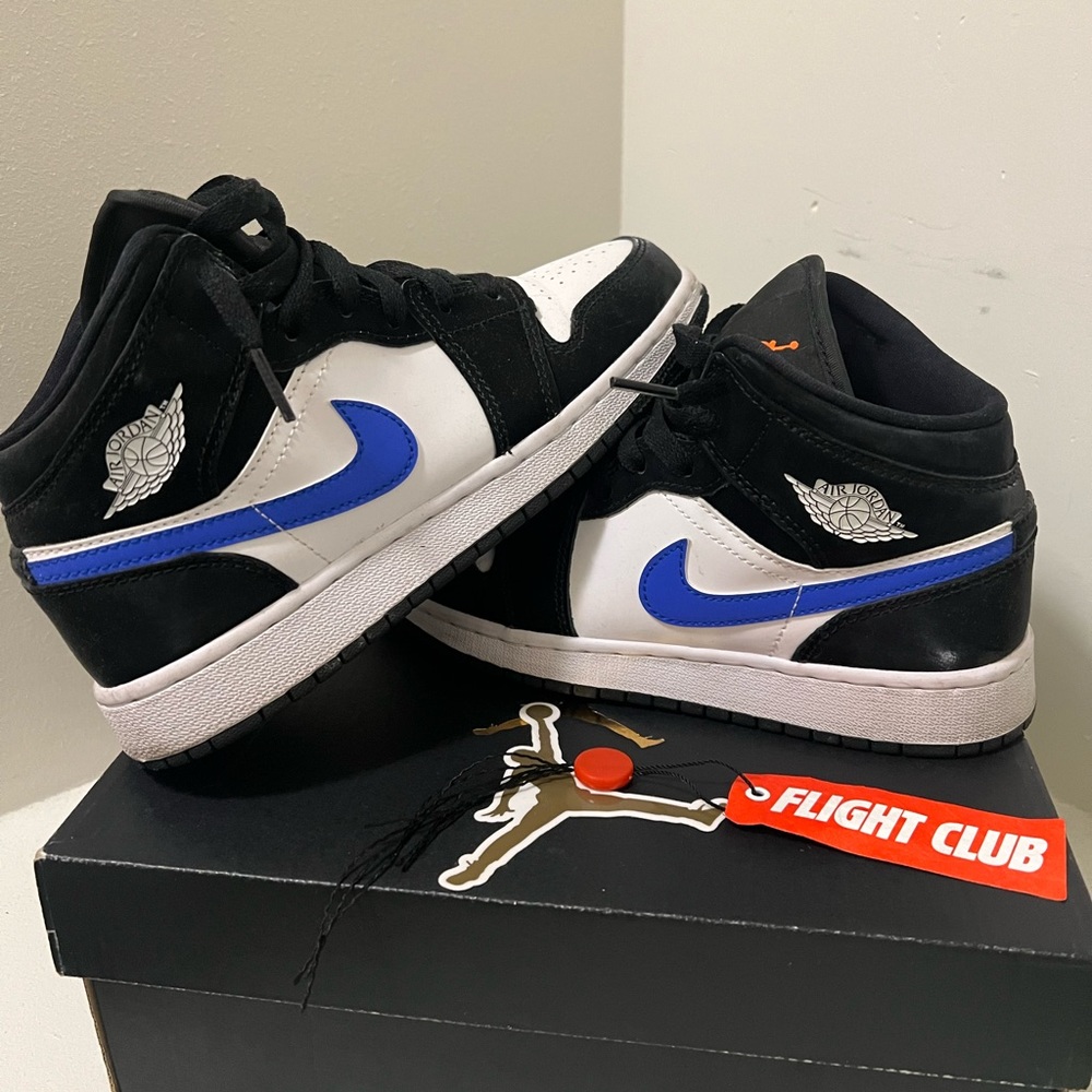 Jordan 1 Mid